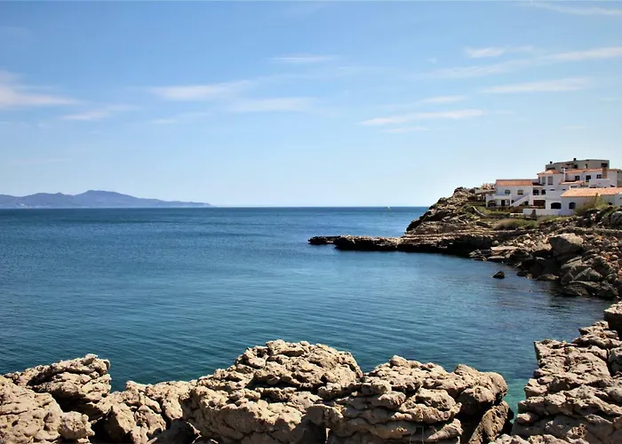 Ginesta Villa *